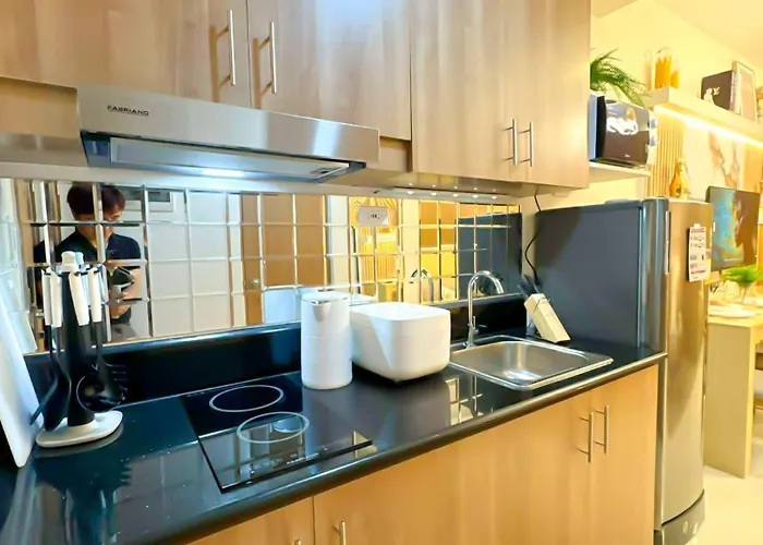 Casa Amanda Wifi Netflix Red Res 3003 Apartment Manila